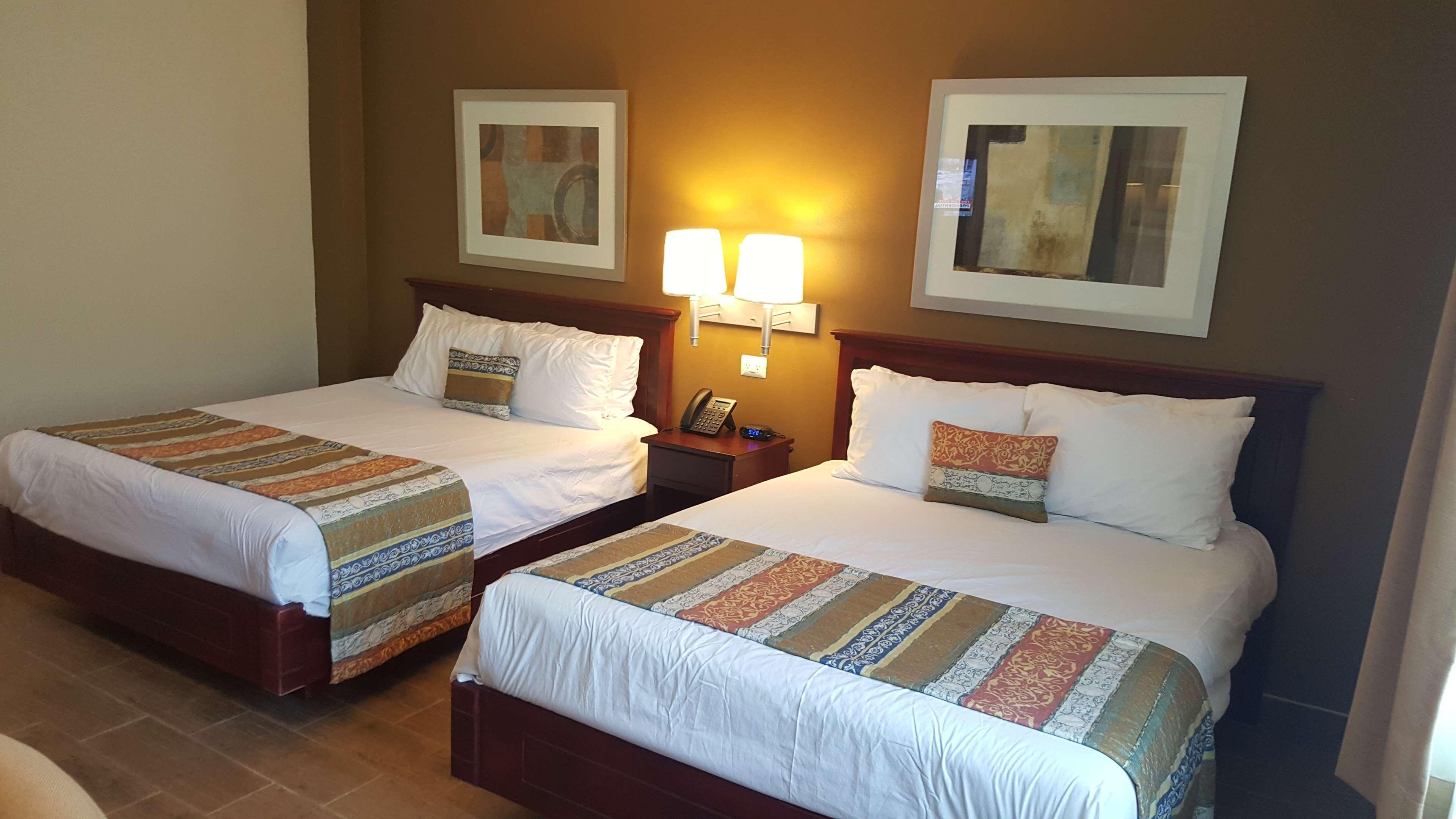 Best Western Bazarell Inn Montemorelos Buitenkant foto