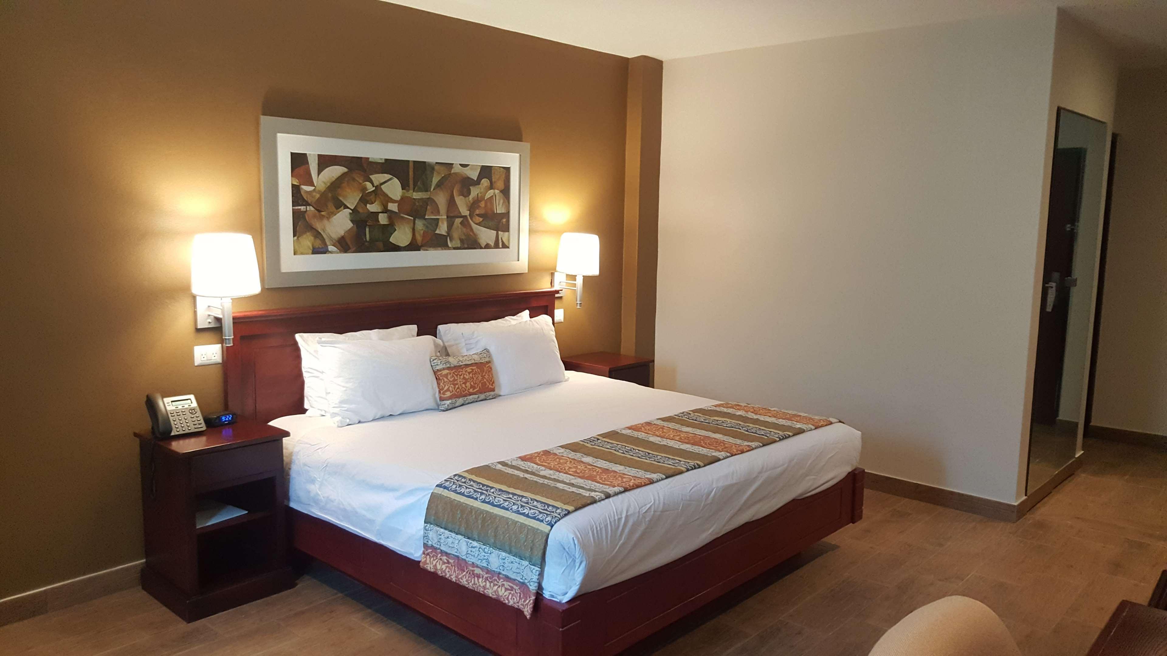 Best Western Bazarell Inn Montemorelos Buitenkant foto