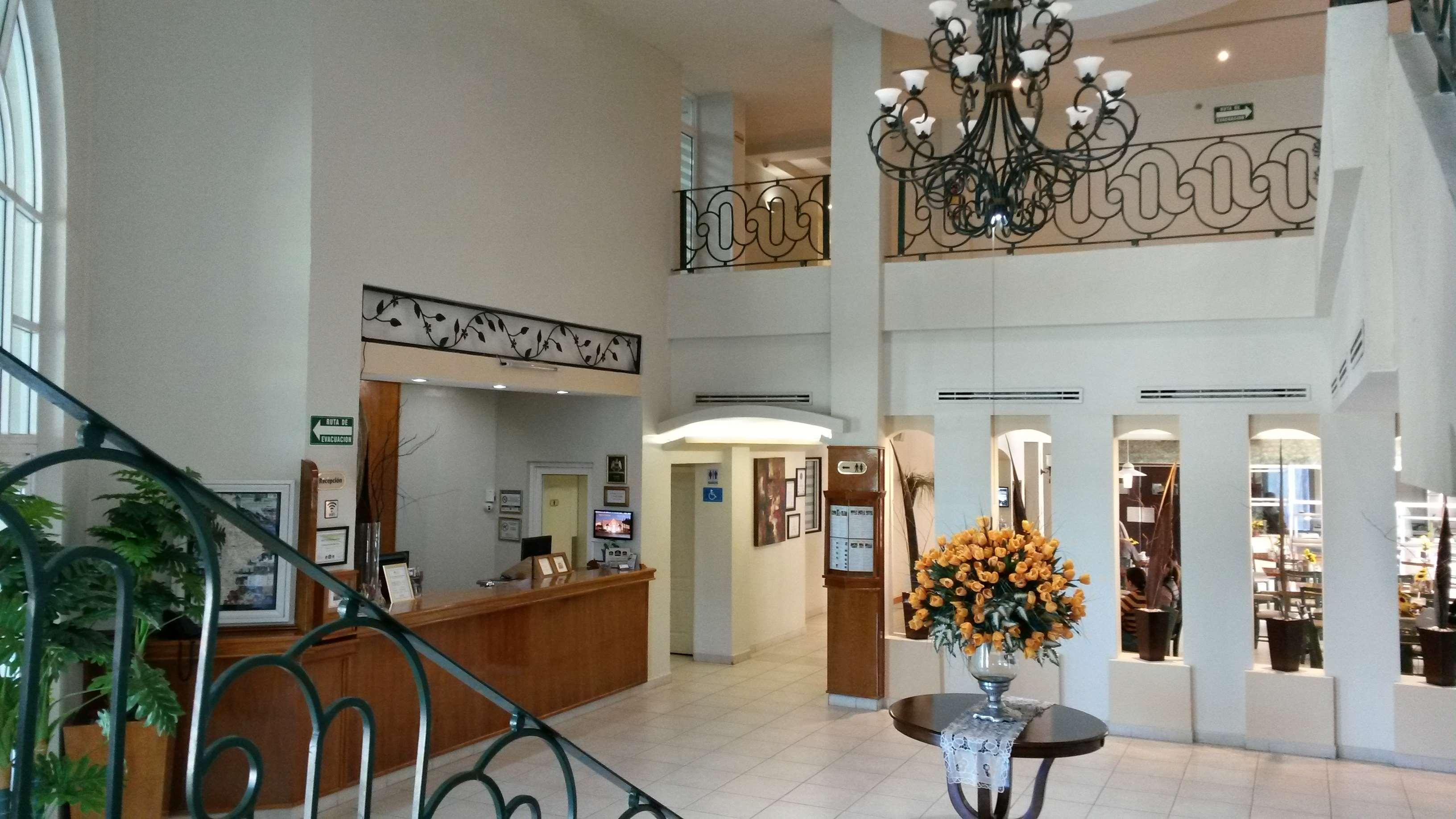 Best Western Bazarell Inn Montemorelos Buitenkant foto