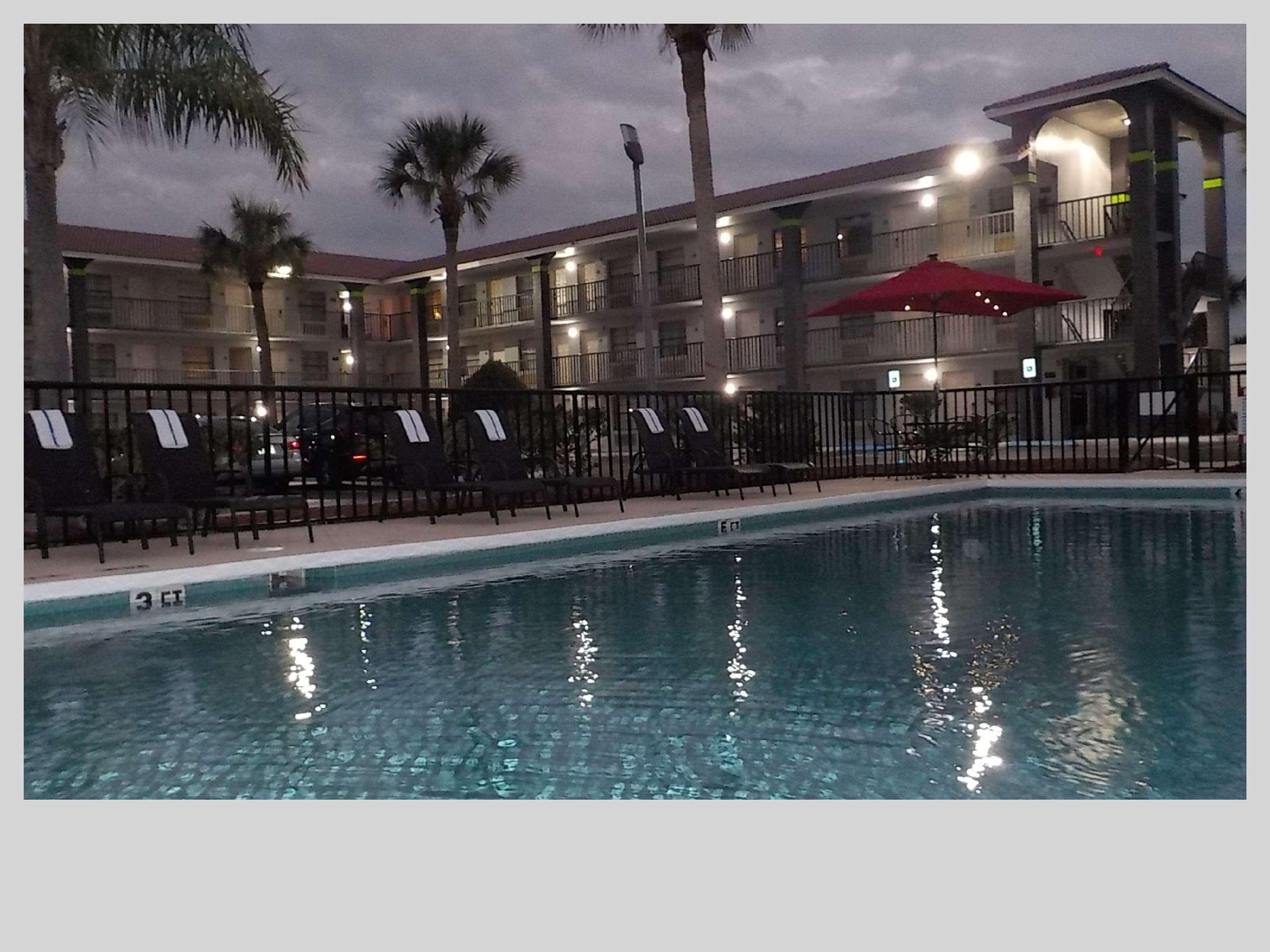 Best Western Bazarell Inn Montemorelos Buitenkant foto