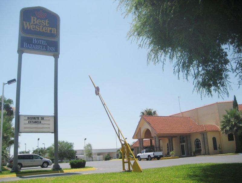 Best Western Bazarell Inn Montemorelos Buitenkant foto