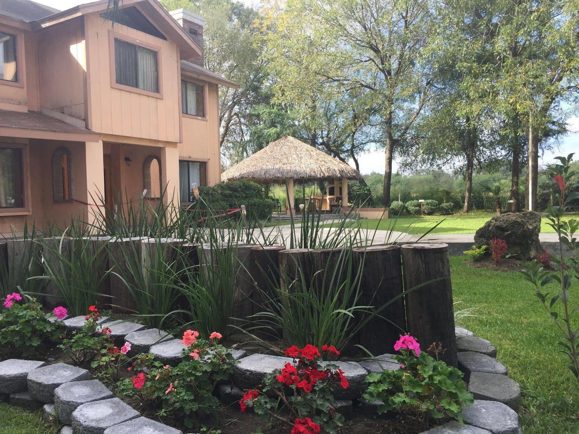 Best Western Bazarell Inn Montemorelos Buitenkant foto