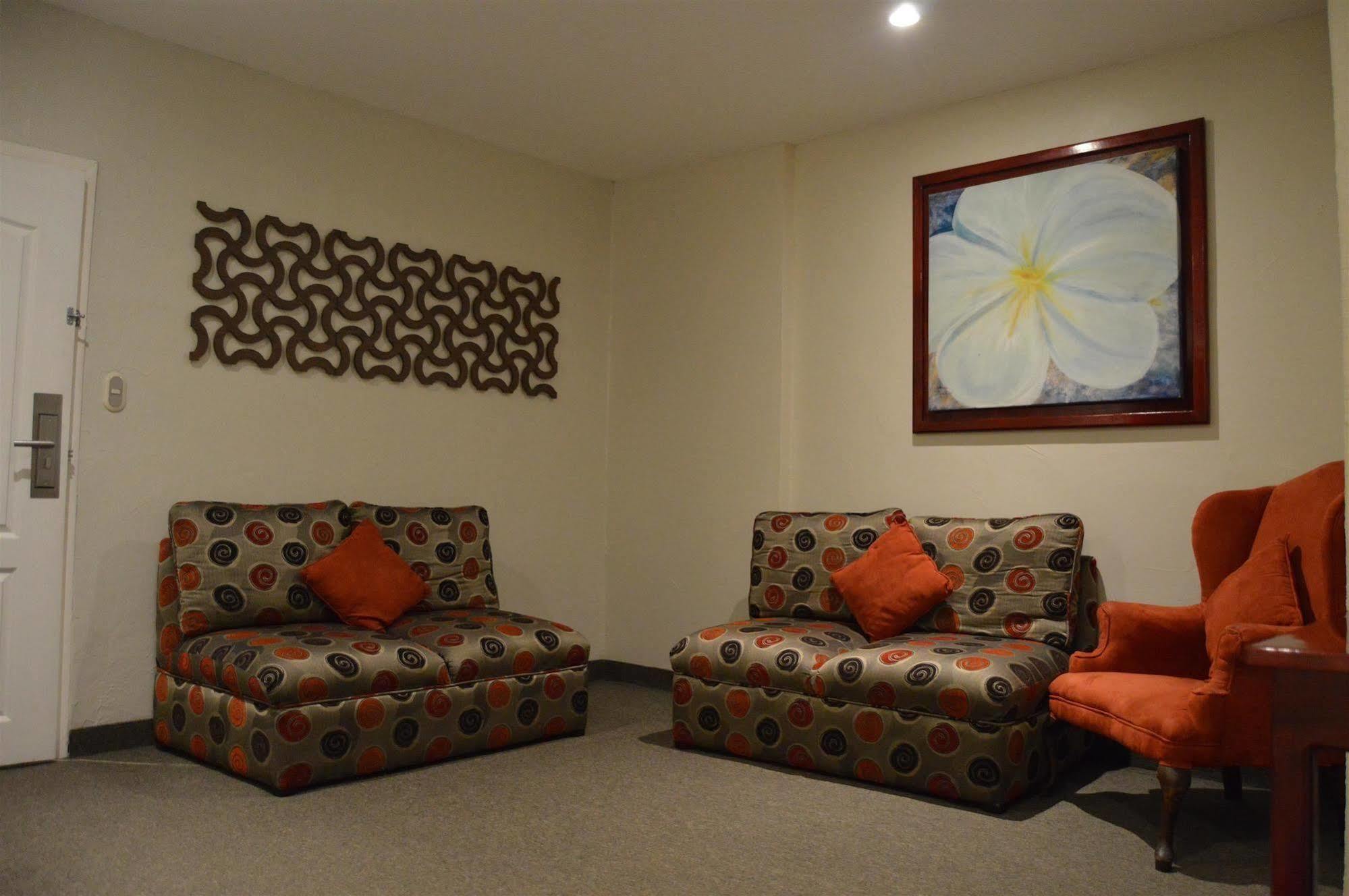 Best Western Bazarell Inn Montemorelos Buitenkant foto